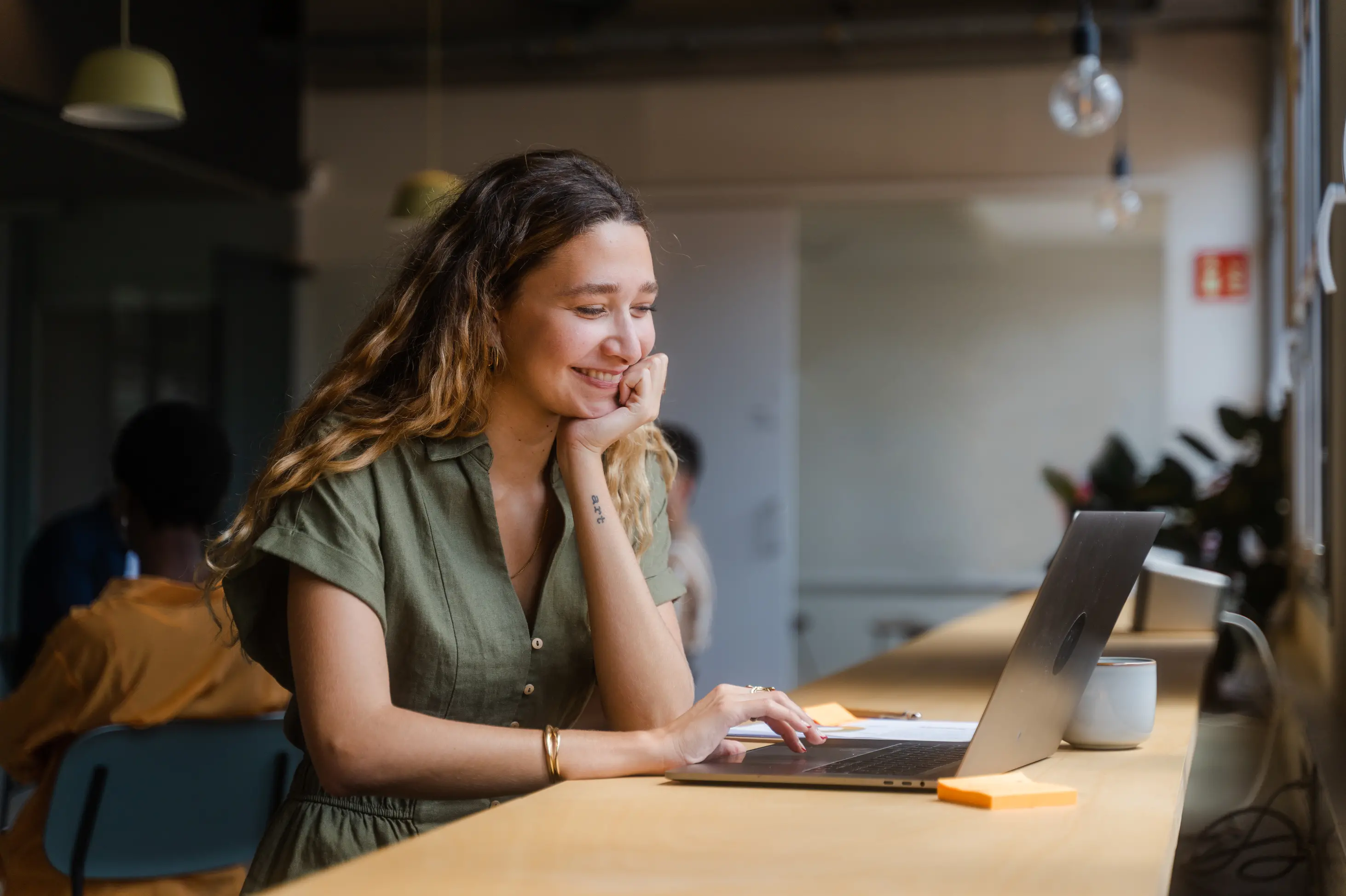 Improve conversions and ROAS from search and digital advertising with Lockmaster.ai for Marketing